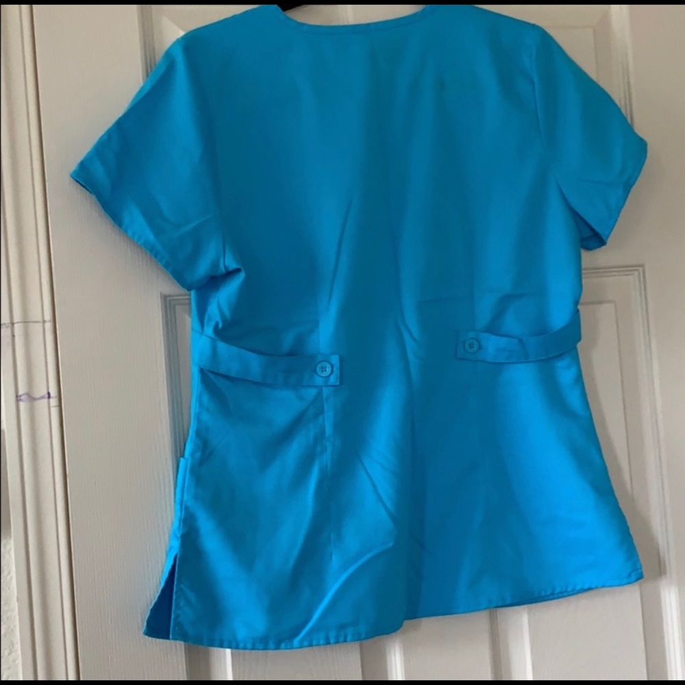 Scrub top - Picture 3 of 3